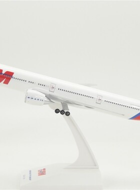拼装飞机模型 波音B777-300ER巴西TAM航空 带起落架 1:200ABS材质