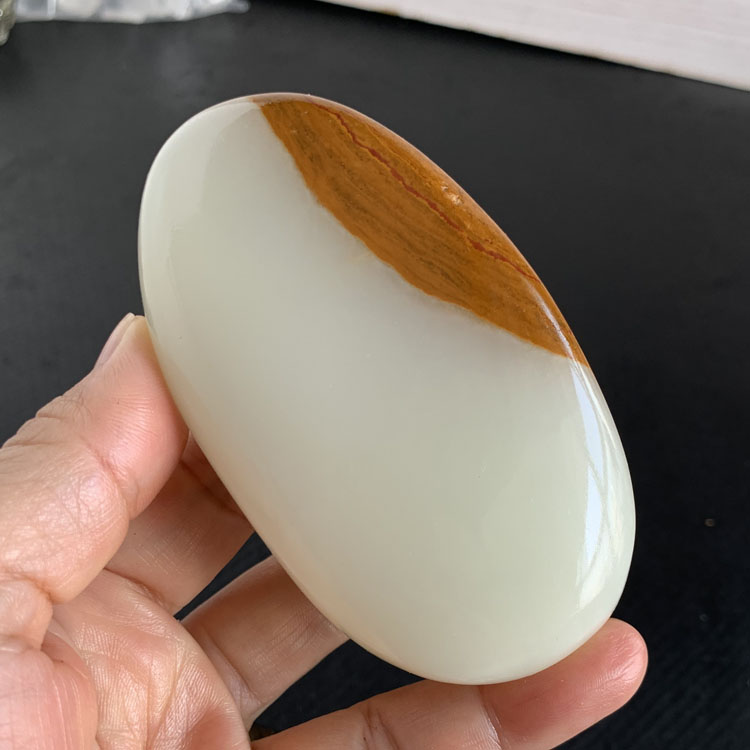 天然阿富汗把玩碳酸鹽質玉