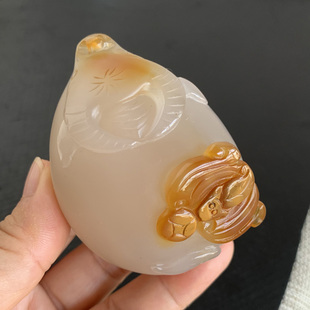 福气牛牛天然玛瑙雕刻生肖牛把玩蝙蝠如意牛原石手把件壮实