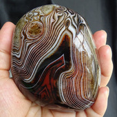 水玉冰魄天然缠丝玛瑙把玩 大号条纹玛瑙原石手把件红缟象形奇石