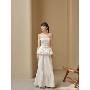 签儿2025年夏季 白色花苞吊带上衣半身裙两件套长裙海边度假仙女裙