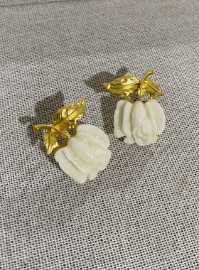 适合夏天的耳环白色花朵中古高级感时尚耳饰艺术生耳钉耳坠