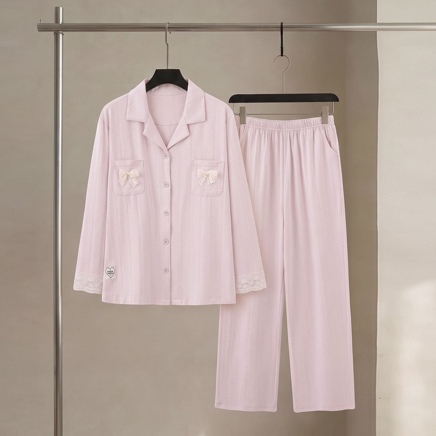 思莉睡衣女款防凸点巨好看家居服