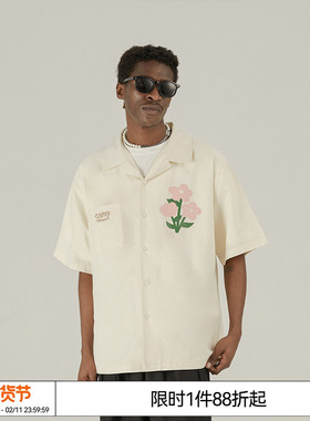 EMPTY REFERENCE 可爱小花印花宽松休闲短袖衬衫 情侣款