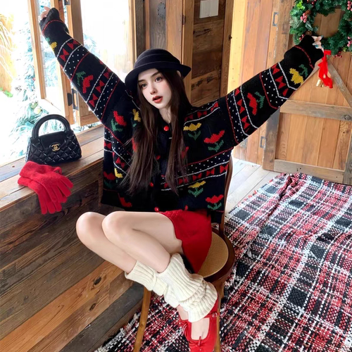 实拍 韩系圣诞款复古提花针织上衣加棉短裤两件套