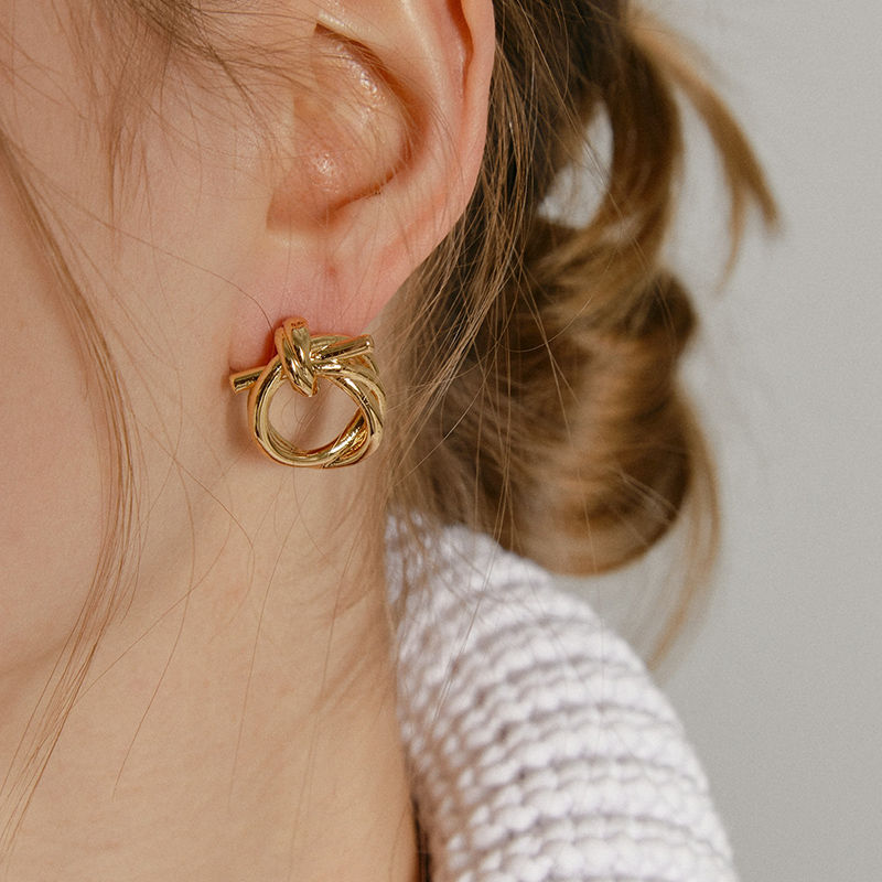 WEARRING打结扭曲耳环