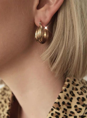 Wearing 麻花耳钉女 高级感复古气质金属风耳扣黄铜镀18k金防过敏