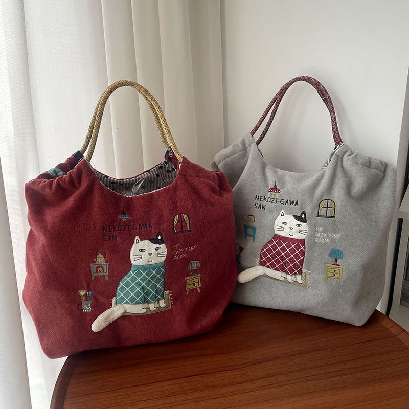 口日本新款猫咪刺绣手提包