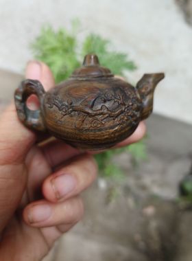 天然紫檀玉檀绿檀木梅花壶把把壶木雕手把件摆件文玩小摆件新款