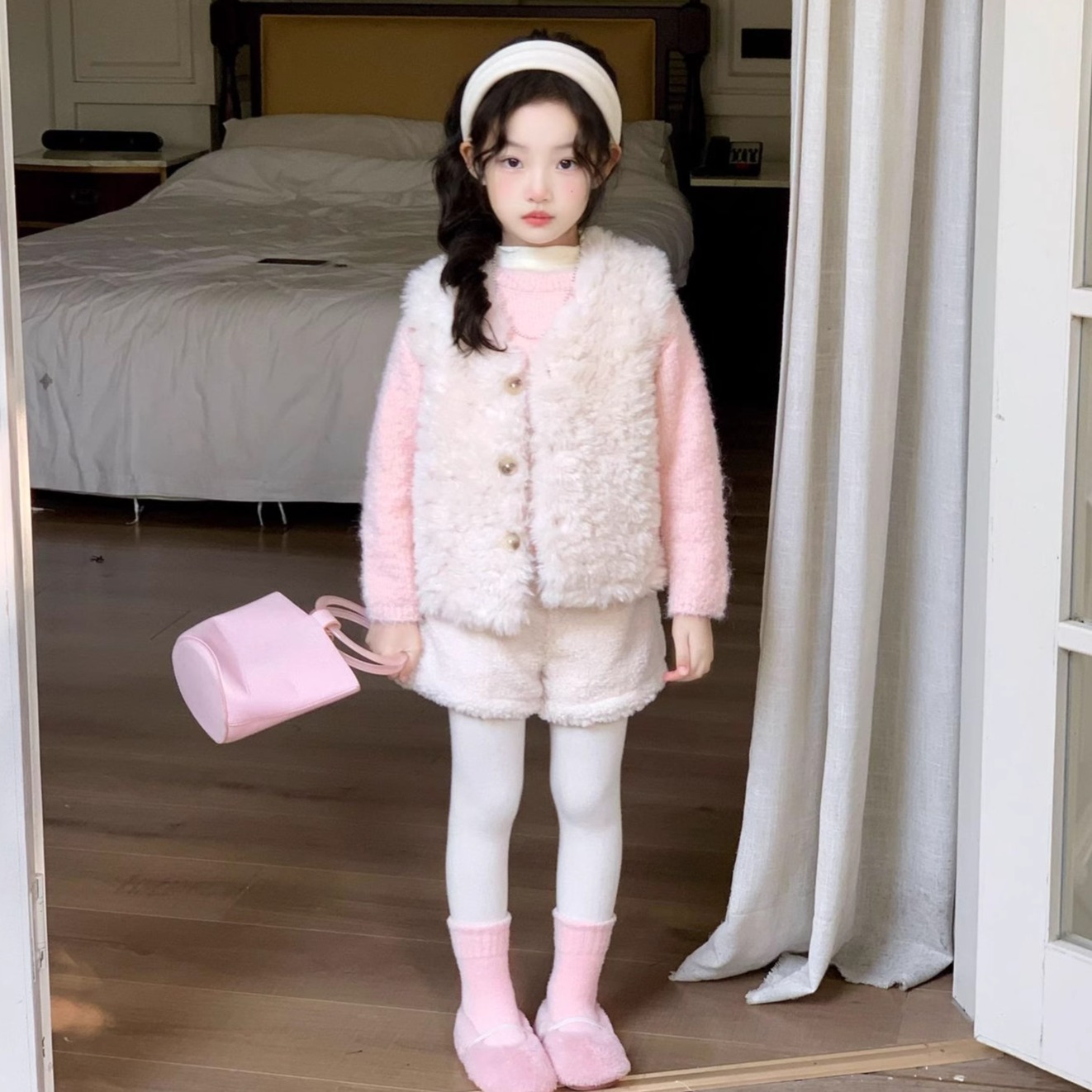 韩系童装女童冬季加厚羊羔毛马甲