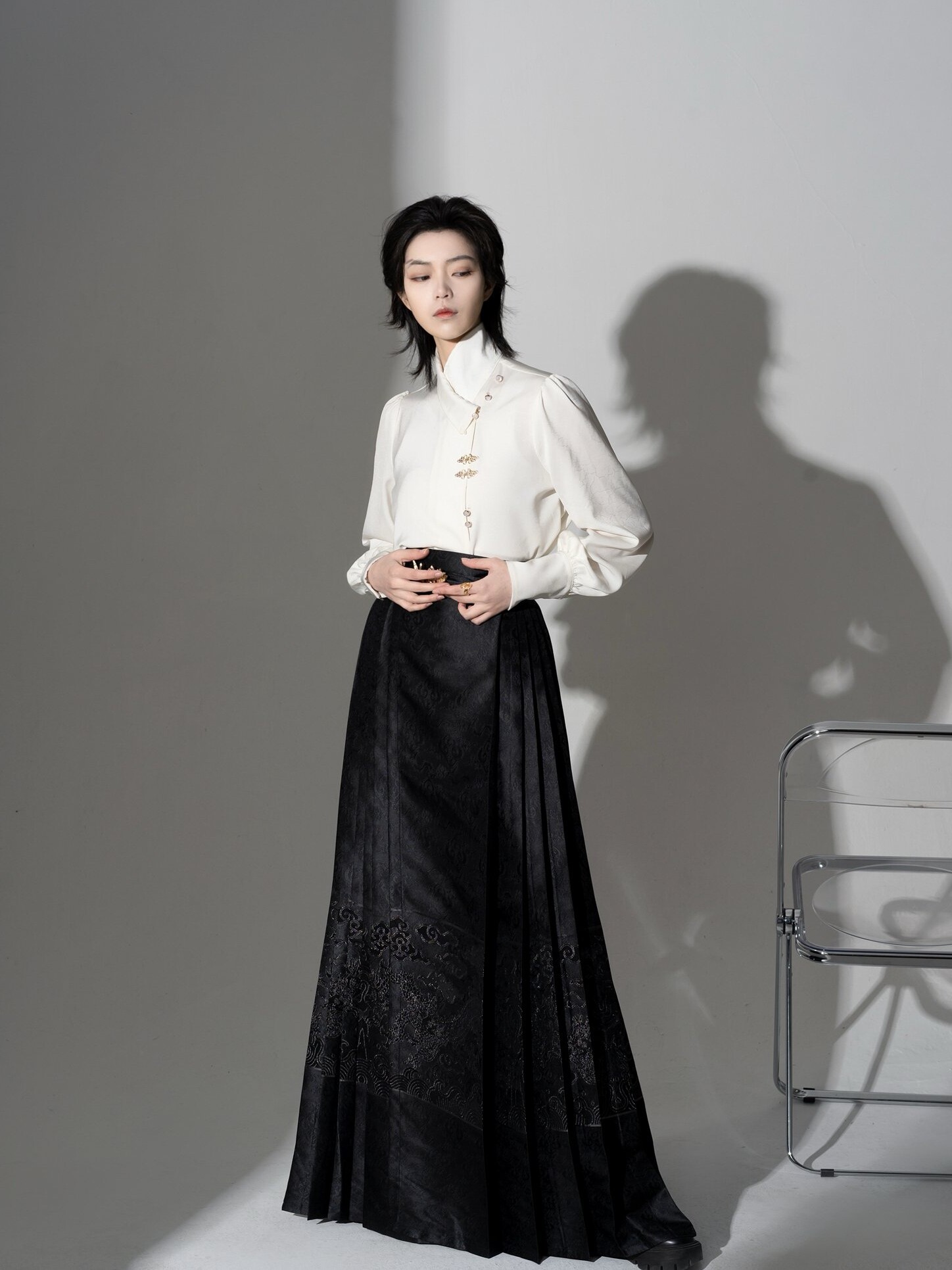 NANSHAN YUME 원래 TIANDI ANLONG 연도 남성과 여성의 금은 짠 검은 진주 색상 명나라 말 얼굴 치마 HANFU