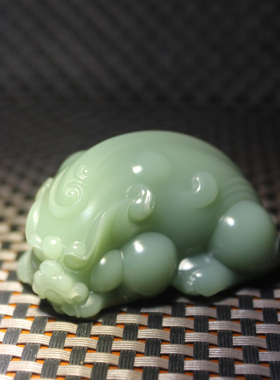 高品质碧玉鸭蛋青粉青貔貅守护 品质到顶  细度过灯  重量80多克