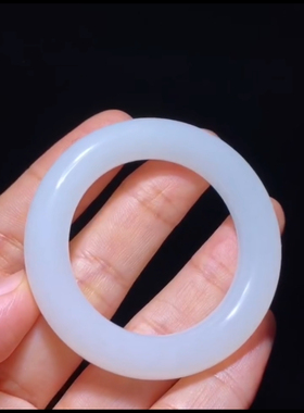 精品平安环 新疆和田籽料 白度一级 玉质油润糯性好 27克 54×9mm