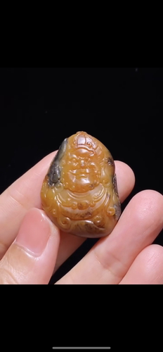 天然精品新疆和田玉籽料 黄财神33×25×9mm正品带证书二十年老店