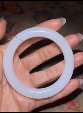 精品新疆和田玉籽料手镯 一级白油性脂粉都不错 温润细腻老糯57mm