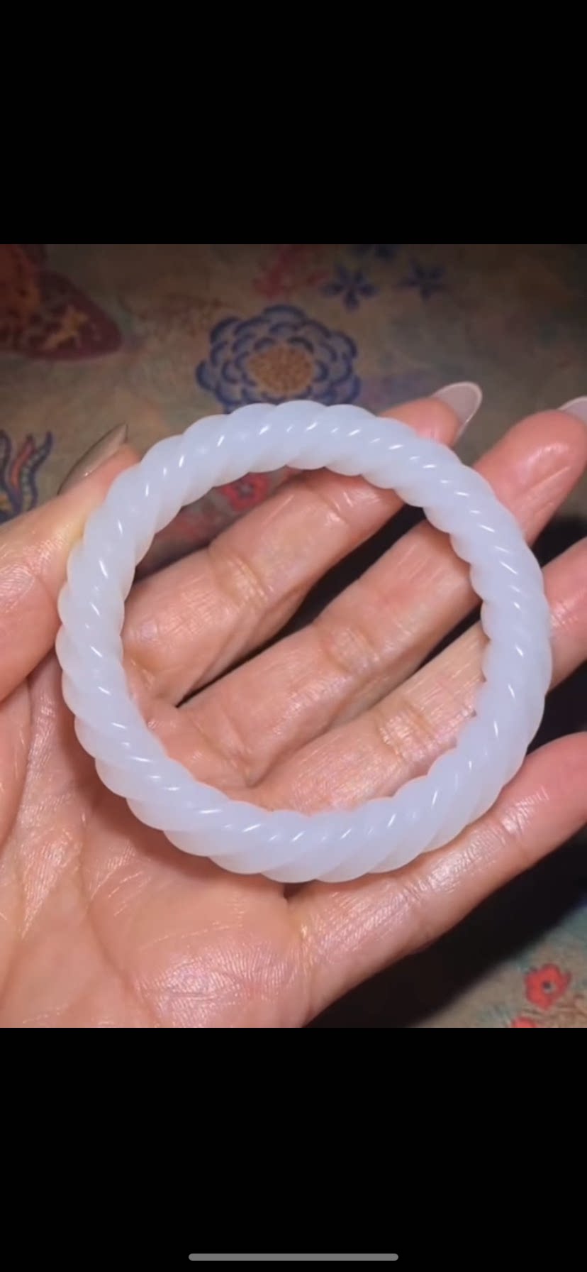 精品新疆和田玉籽料小圈口绞丝手镯一级白玉种老糯 温润细腻 52mm