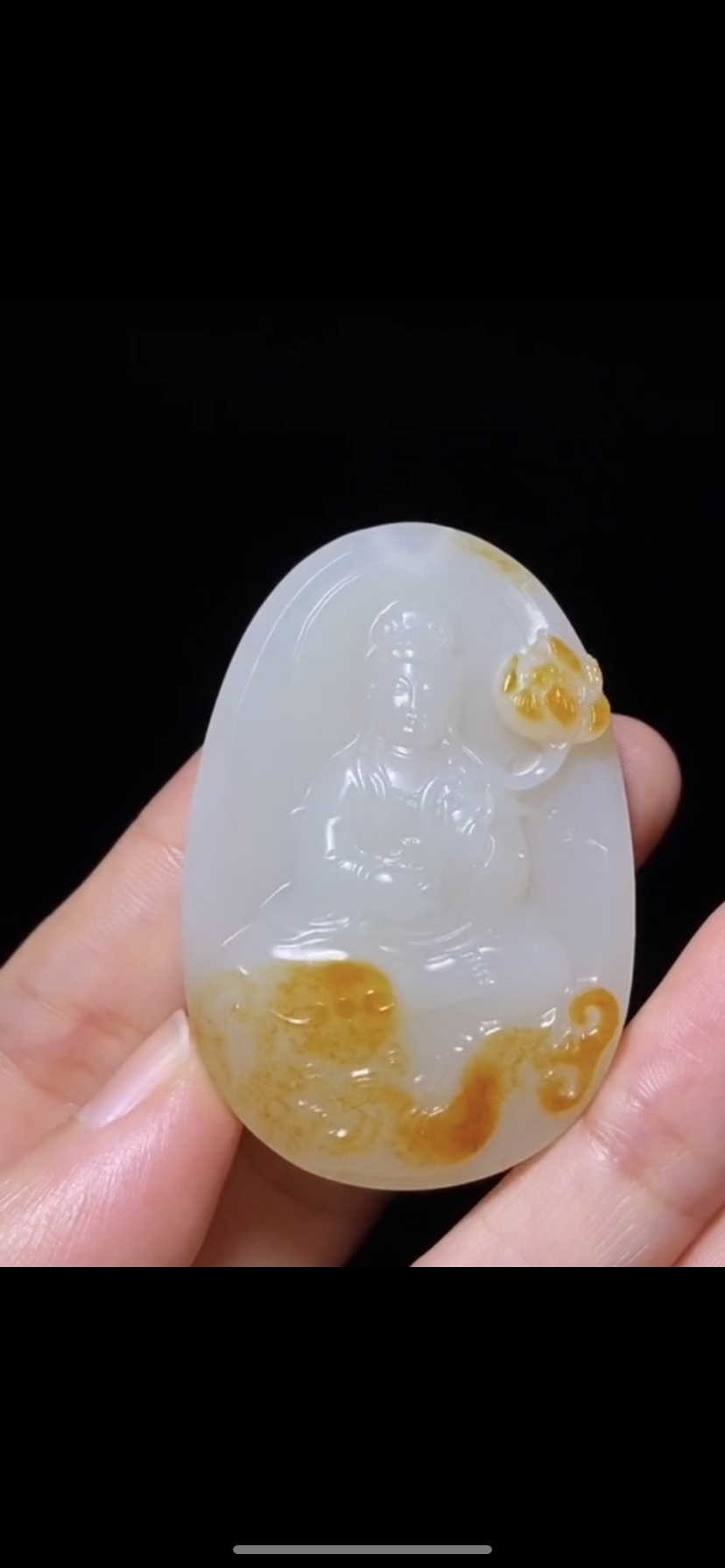 天然精品新疆和田籽料 普贤菩萨观音 皮色巧雕温润油糯正品带证书