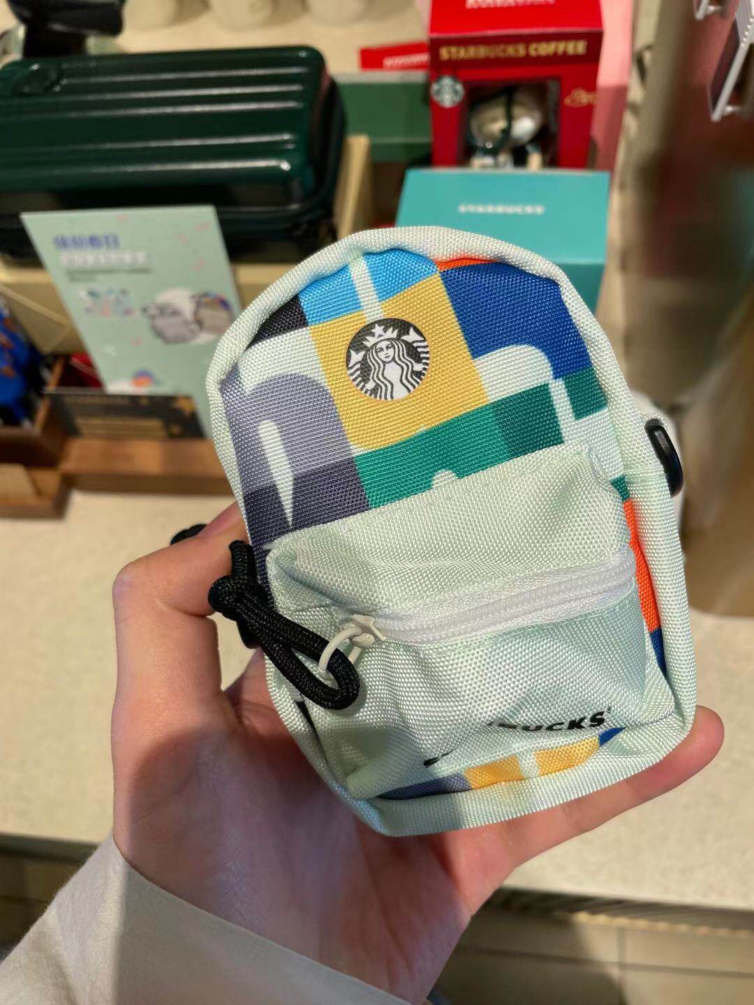 星巴克mini小书包2021简约款零钱包可爱便携白色帆布包