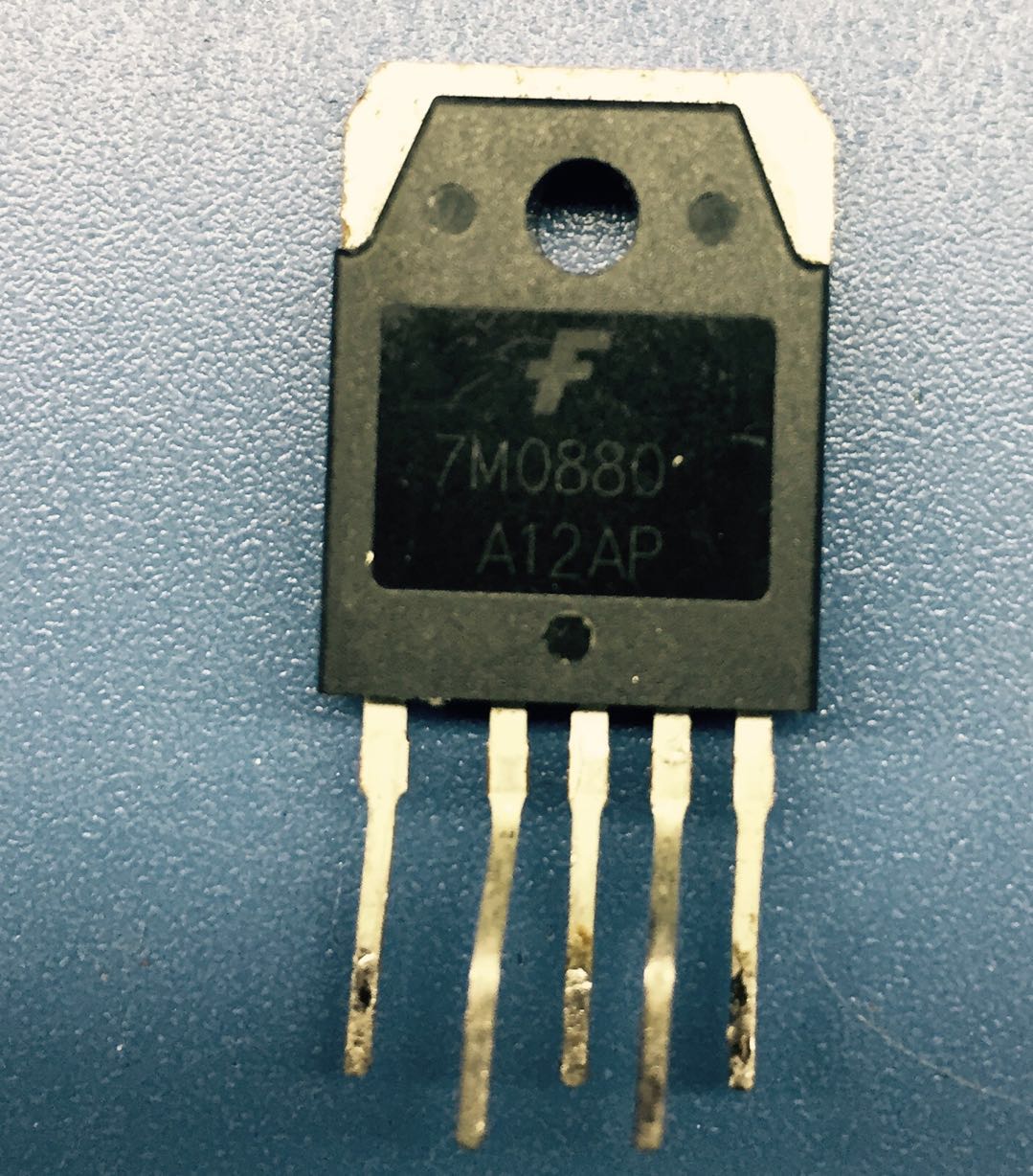 回收电子元器件7M0880  KA7M0880 原装拆机电源稳压芯片进口仙童