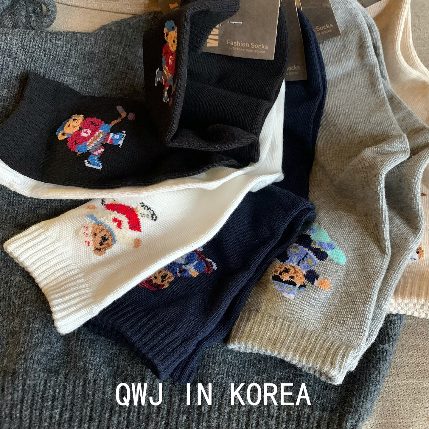 韩国进口滑雪系列小熊女棉袜百搭可爱袜子氛围感圣诞中筒袜运动袜