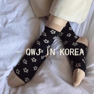 韩国进口东大门ins热卖 小花袜子女洋气百搭撞色边花朵中筒袜棉袜
