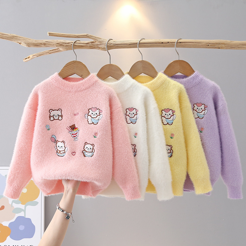 女童秋冬季毛衣刺绣小熊针织衫