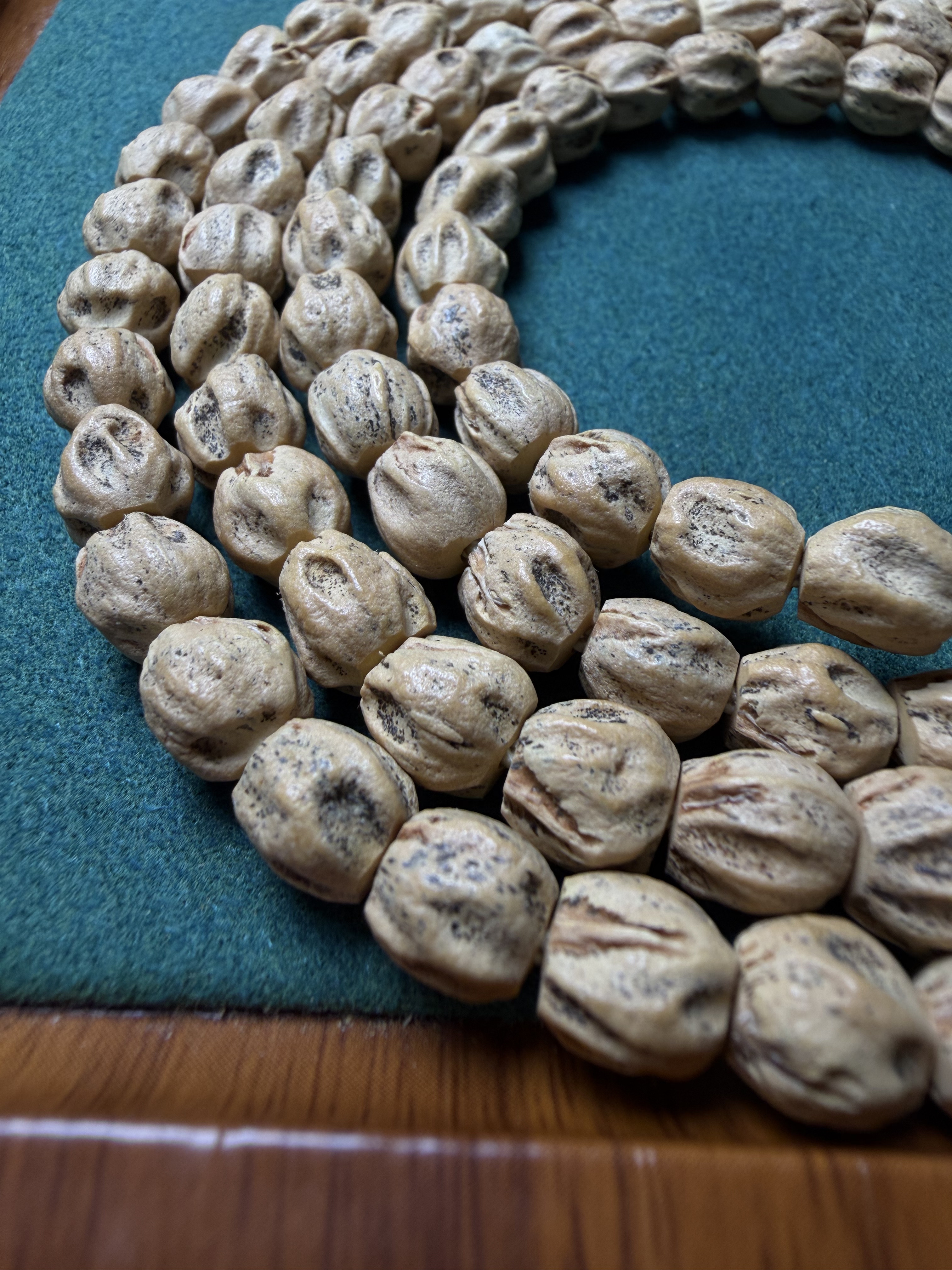 H热振柏香籽微切白芽深坑鬼脸福利款新手入门干净粉油皮鬼孤品
