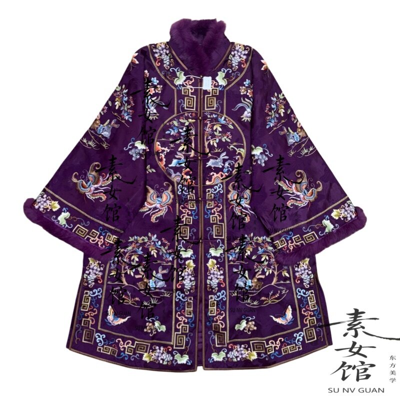 26614素女馆新款重工满绣刺绣对襟盘扣毛领棉服