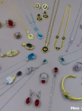 轻奢时尚复古宫廷风镀金项链