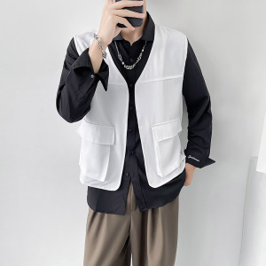 QS022*新款男大口袋宽松马甲外套纯色V领休闲轻者马甲P35图片