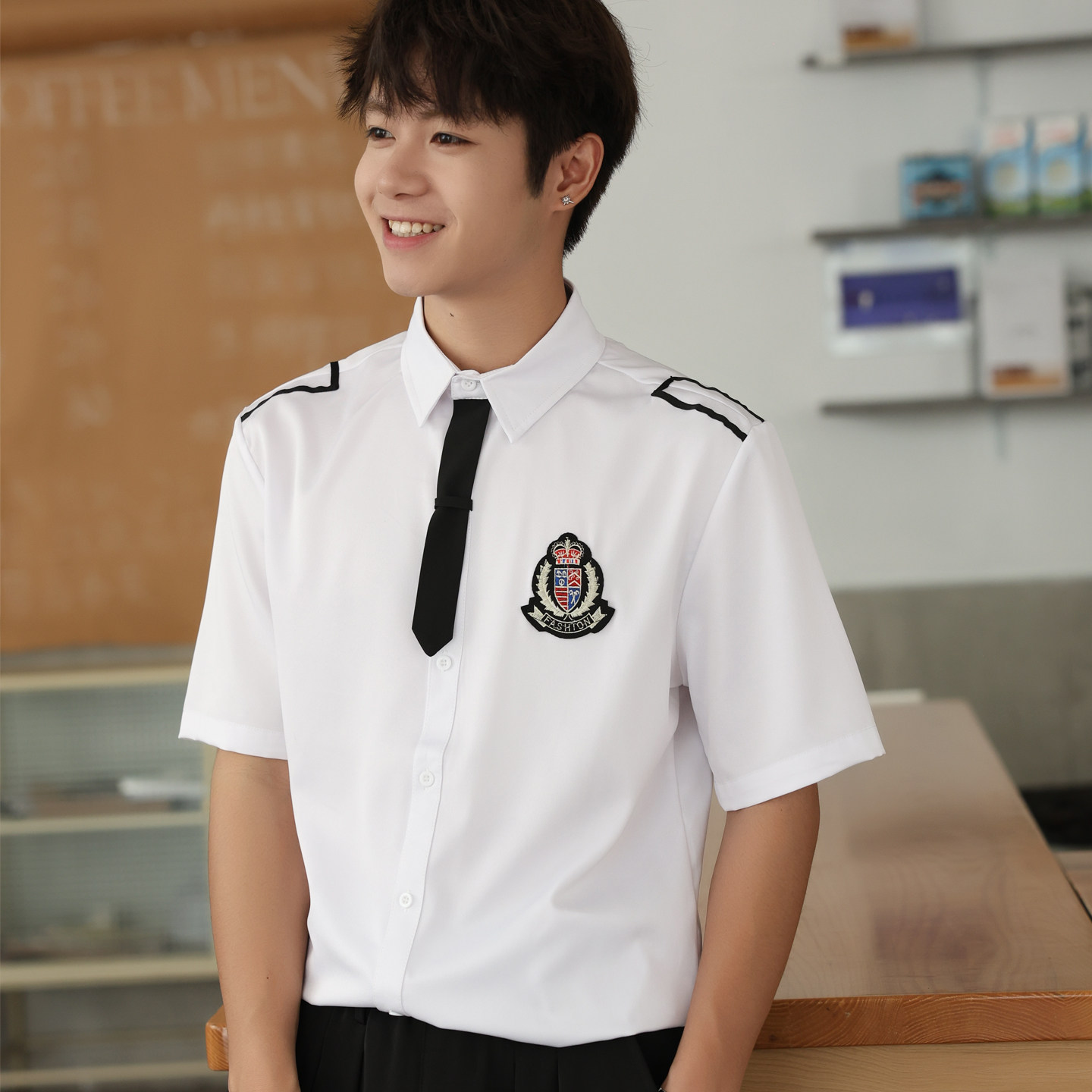 LT137*JK风男学院风短袖衬衣班服男女同款P40,男装衬衫,星座717A