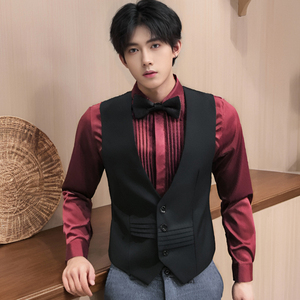 QS793*男单排扣褶皱拉条V领休闲马甲P50图片