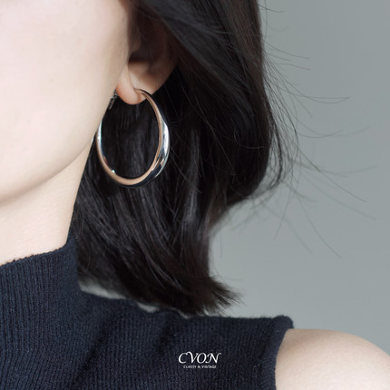 CVON赵露思同款耳环素圈大耳圈圈圈女新款高级感法式925银针耳饰