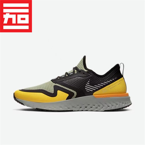 NIKE耐克男款运动跑步鞋