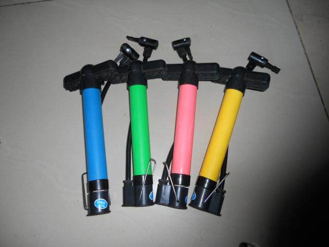 Pompe à vélo - Ref 2391633 Image 4