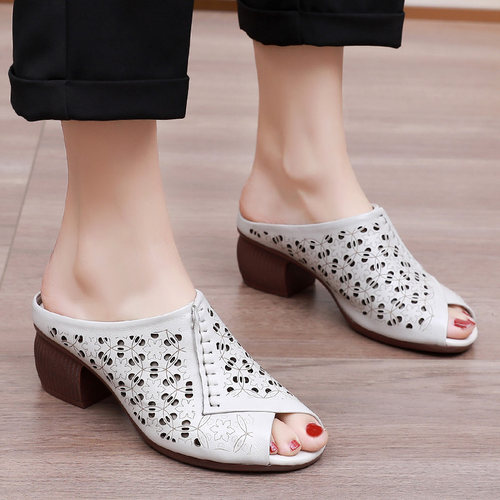 真皮软底凉拖女夏季妈妈拖鞋外穿