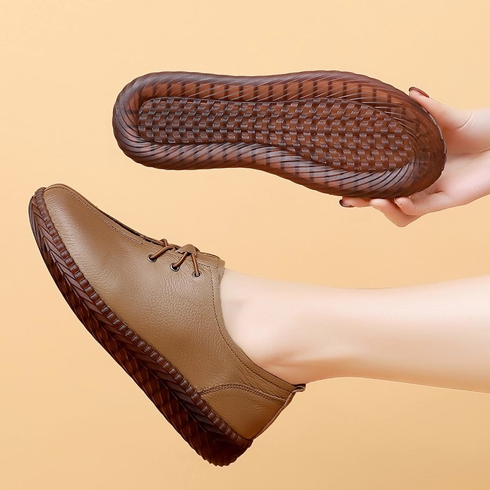 软面牛筋妈妈春秋款防滑平底女鞋