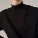 COLN这样的半高领毛衣基础百搭王耐洗又不挑人 能match所有的衣服