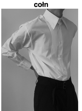 COLN做gentleman or gentlewoman不必是英国人 1件叠门襟衬衫即可