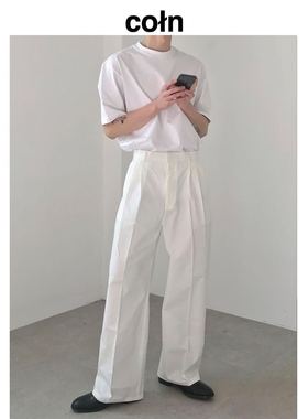 COLN完了我死白裤子身上了 当然也有黑色啦 可是这白直筒裤hoho看