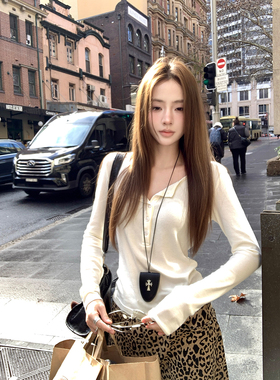 Ashy Snow 韩女美学 软糯松弛收腰显瘦纽扣长袖T恤基础感亨利领