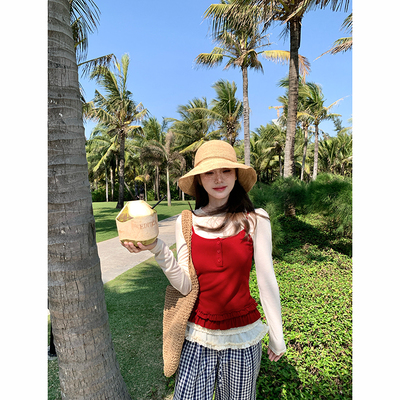 AshySnow木耳边撞色红吊带两件套