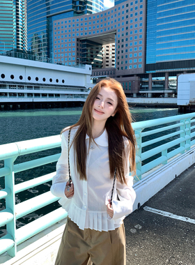 Ashy Snow 安妮日记 白色娃娃领下摆压褶设计短款衬衣微宽松正肩