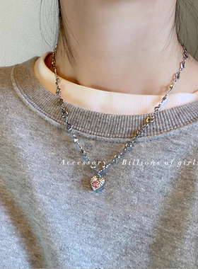 【千亿少女】ins设计感爱心拼接链条锁骨链微镶锆石甜酷百搭静链