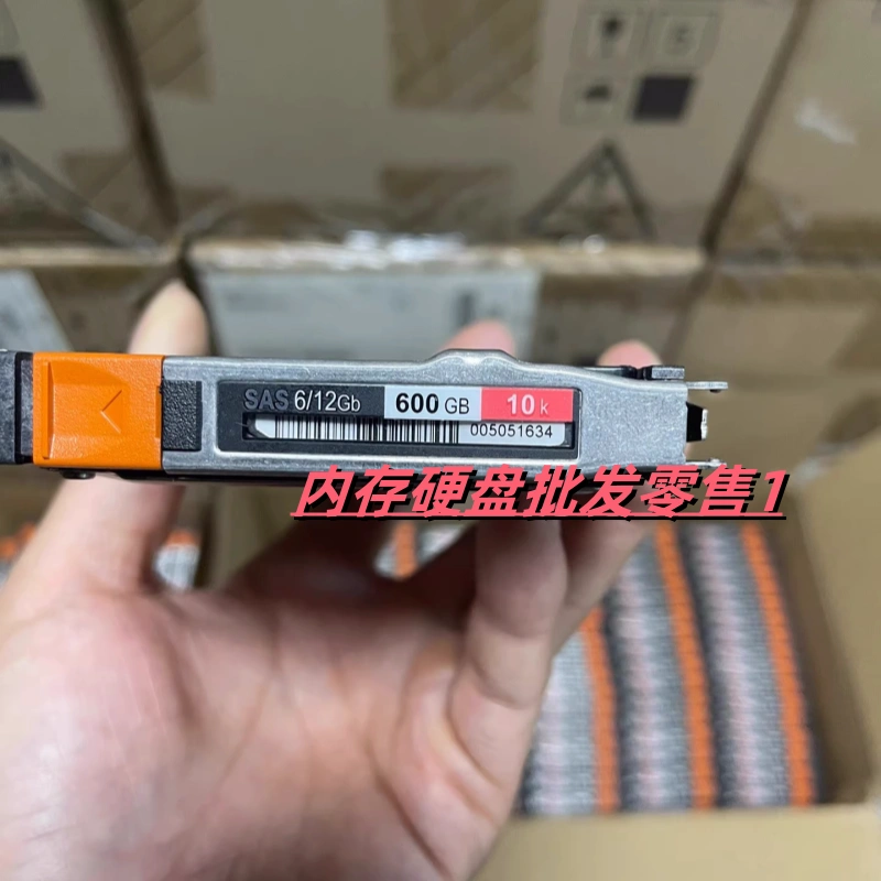 EMC Unity 600G 10K SAS D3-2S10-600 005051634 005051631 硬盘