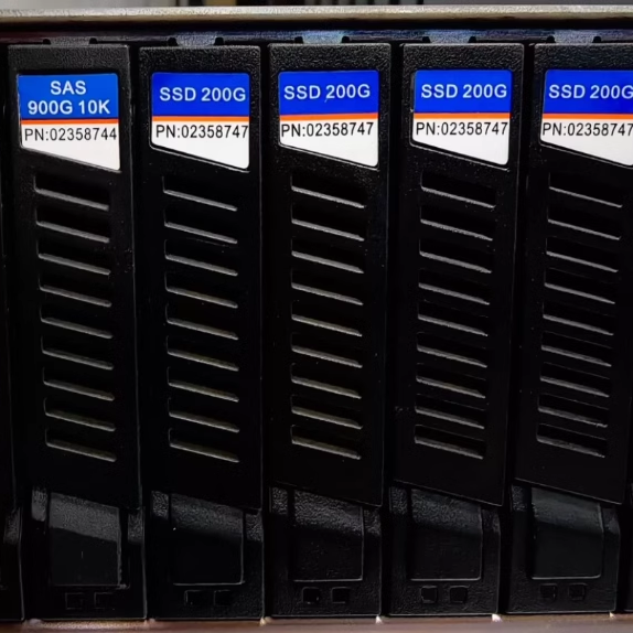 OceanStor18500存储固态硬盘