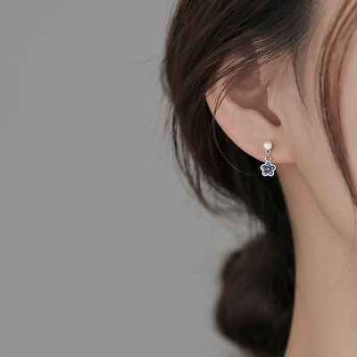 巷南999纯银花朵耳钉小众设计感