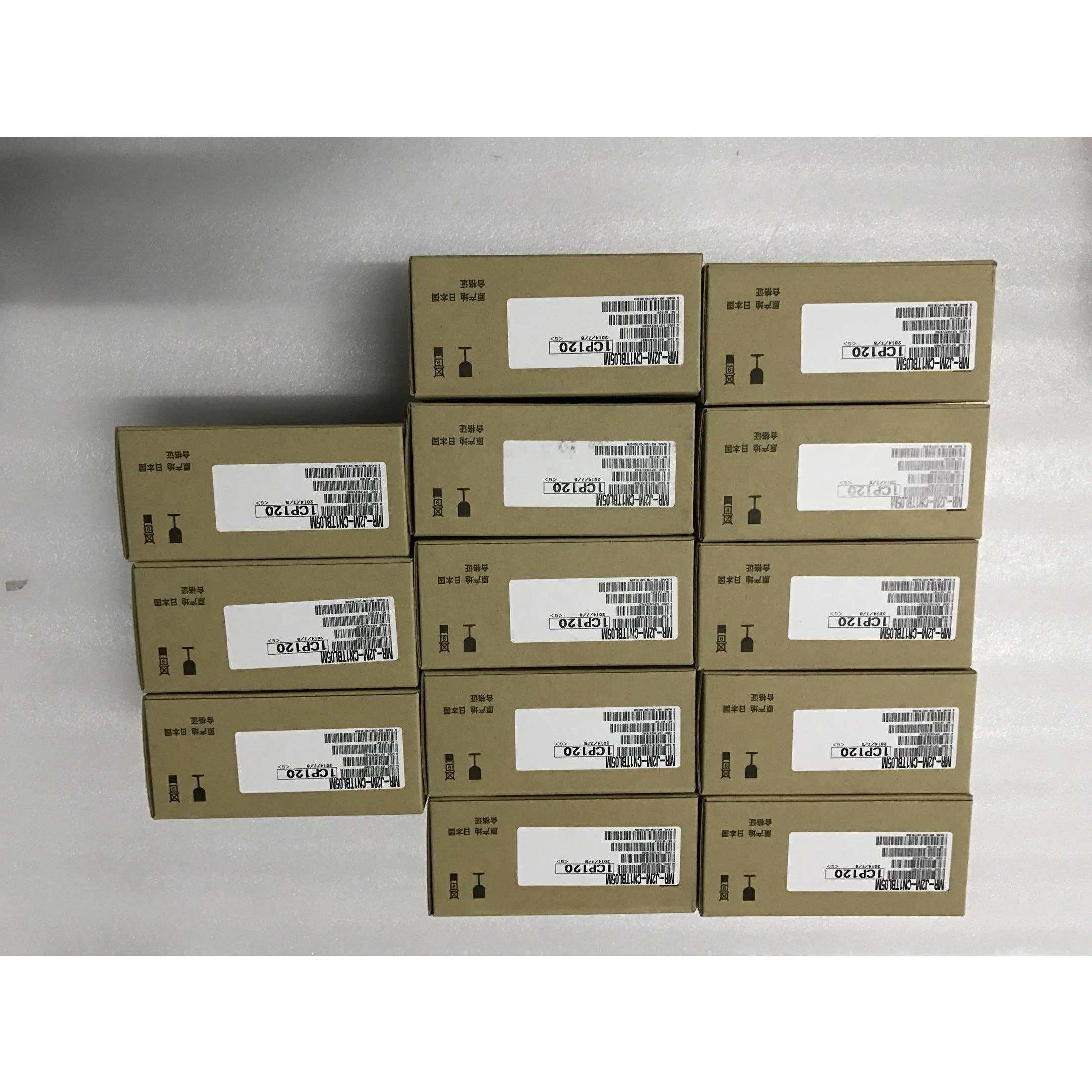 非实价议价议价MR-J2M-CN1TBL05M端子排.特价处理便宜卖非实价议