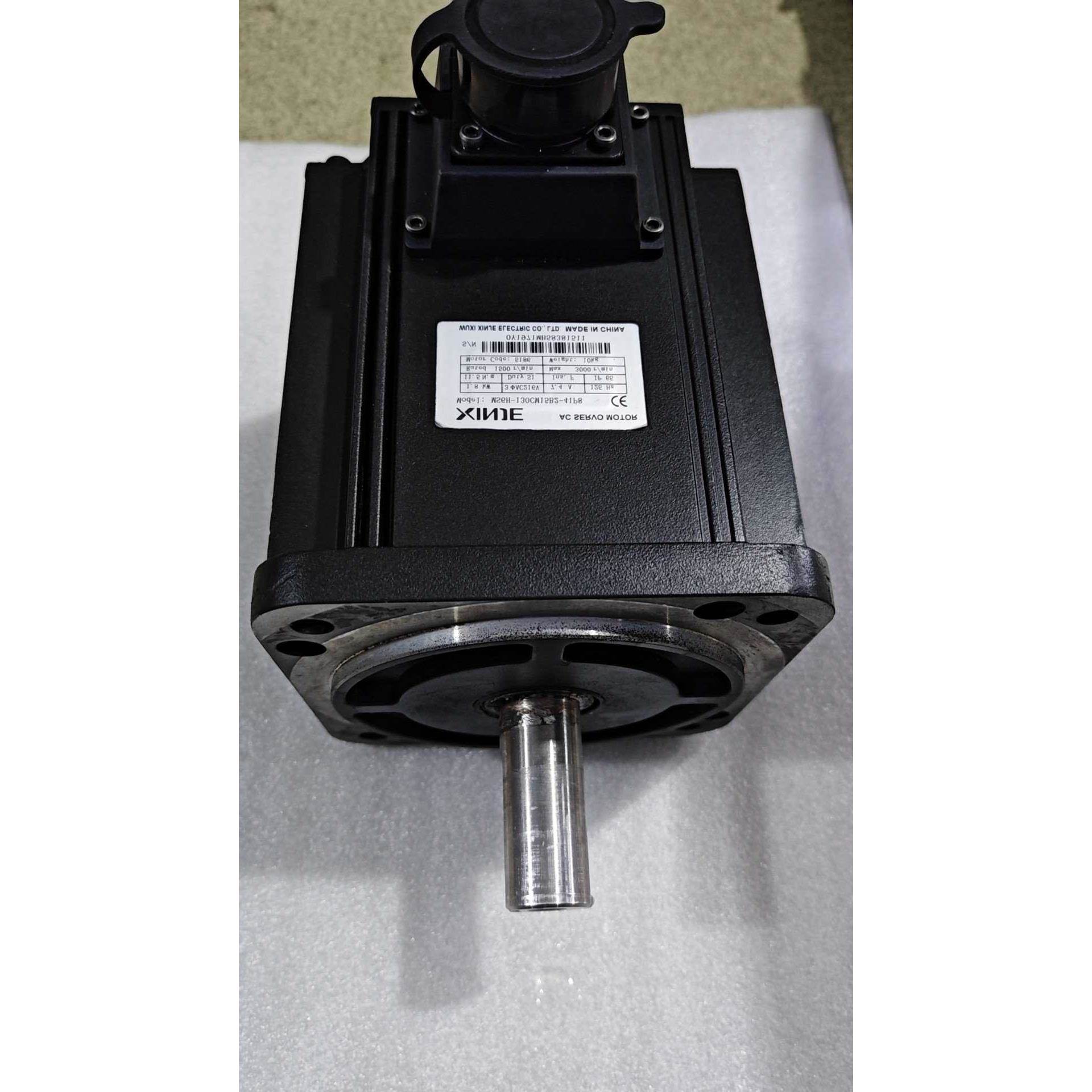 非实价议价议价询价信捷伺服马达:Model:MS6H-130CM15B2-41议价非