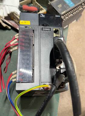 议价商品勿拍汇川伺服驱动器IS620PT3R51-M成色如图 议价商品勿拍